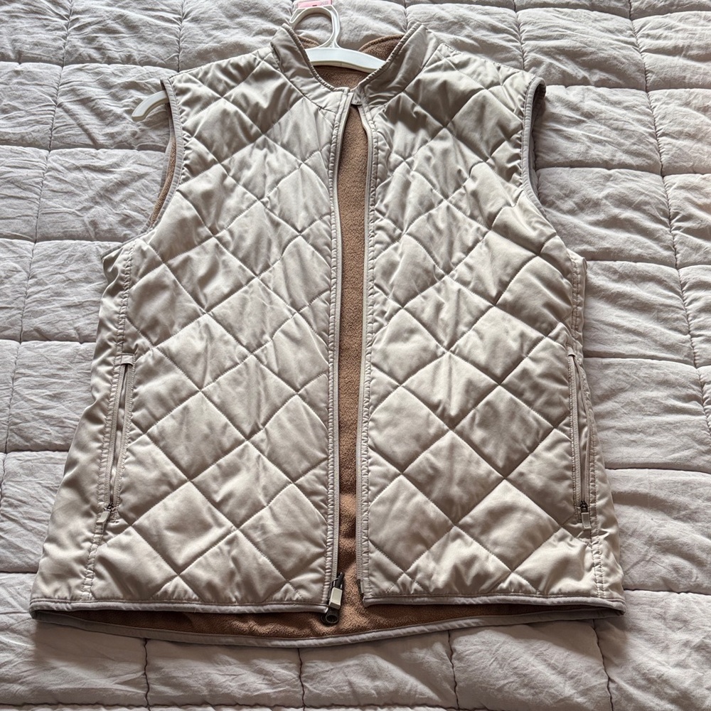Nike Men's Beige Quilted Vest